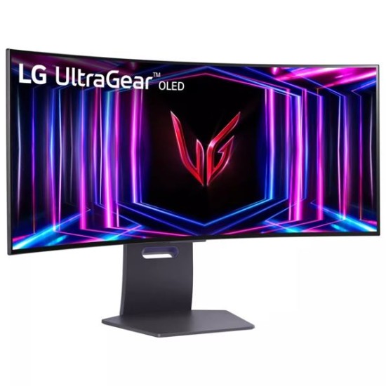 LG 34" UltraGear™ OLED all-new 800R curved gaming monitor
